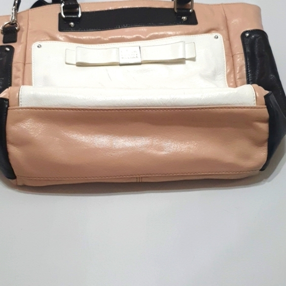 Badgley Mischka three-toned Crossbody shoulder Bag - Picture 7 of 9